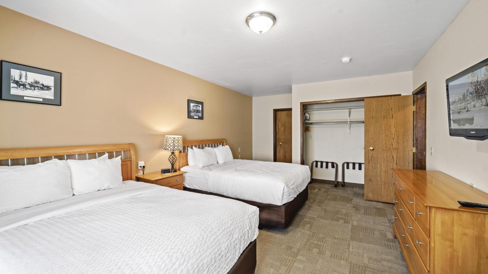 Clarion Hotel & Suites Fairbanks Near Ft Wainwright Екстер'єр фото